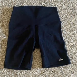Alo biker shorts